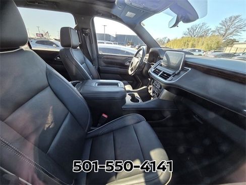 Used 2021 Chevrolet Suburban Premier w/ Premium Package image 5