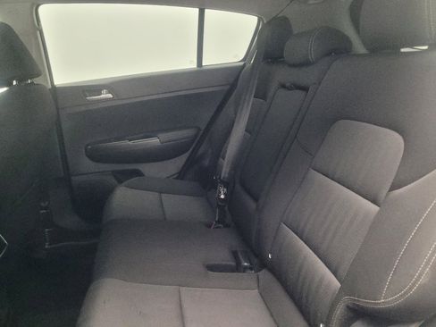 Used 2021 Kia Sportage LX FWD image 18