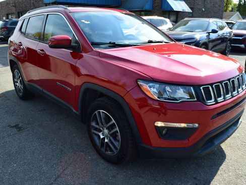Used 2020 Jeep Compass Latitude w/ Popular Equipment Group image 5