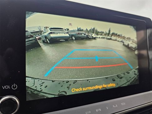 New 2026 Toyota Prius XLE image 29