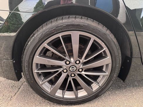 Used 2019 Nissan Maxima Platinum w/ Reserve Package FWD image 35