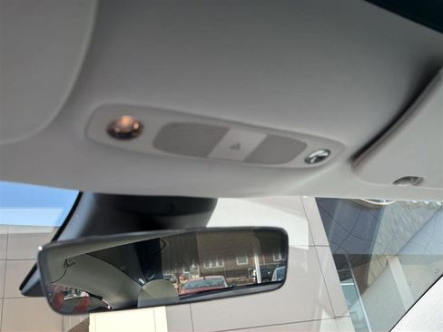 Used 2018 Tesla Model 3 Performance image 7