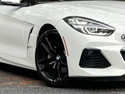Used 2020 BMW Z4 sDrive30i w/ M Sport Package image 15