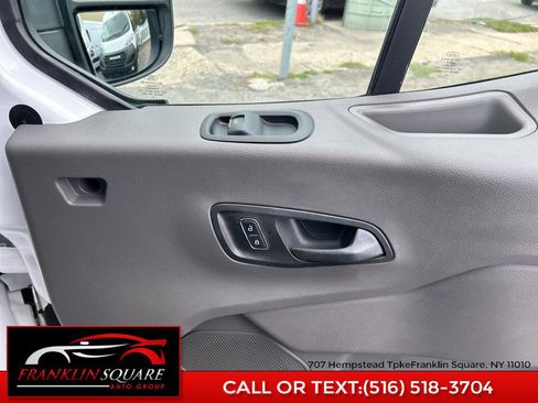 Used 2022 Ford Transit 250 Medium Roof image 22