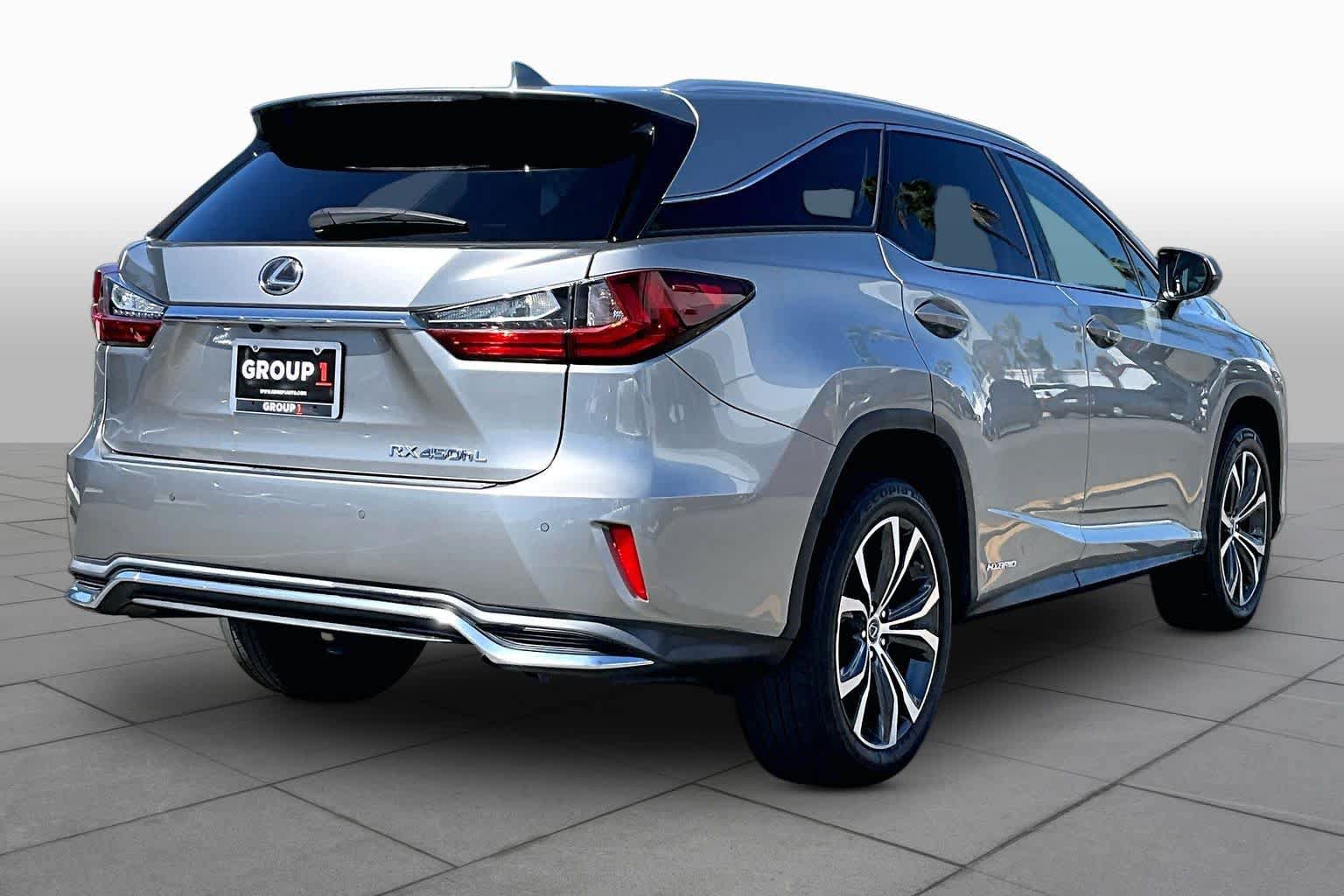 Used 2019 Lexus RX 450hL Premium w/ Premium Package AWD/4WD image 12