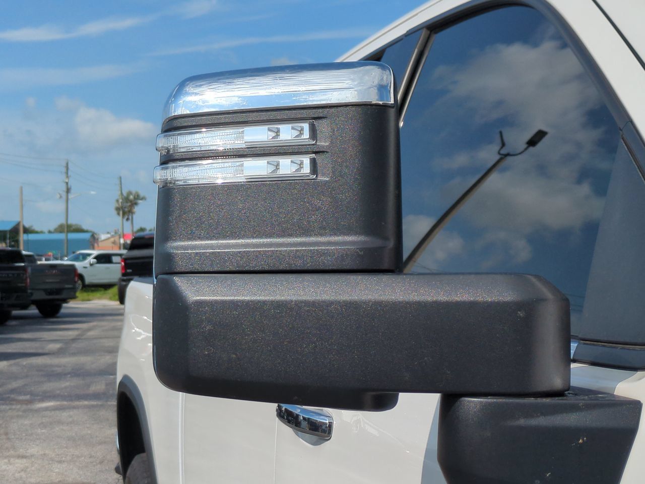 Used 2024 Chevrolet Silverado 2500 LTZ w/ LTZ Plus Package AWD/4WD image 12