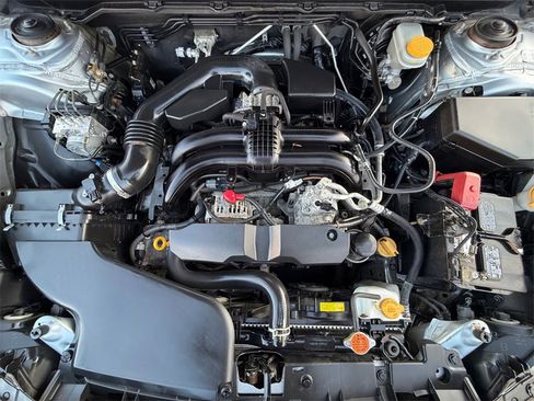 Used 2015 Subaru Outback 2.5i Premium image 9