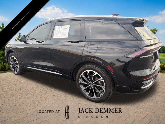 Used 2024 Lincoln Nautilus Reserve w/ Equipment Group 202A AWD/4WD image 4