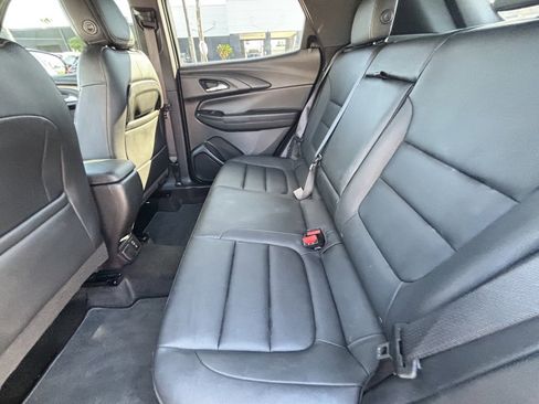 Used 2022 Chevrolet TrailBlazer ACTIV w/ Technology Package image 18