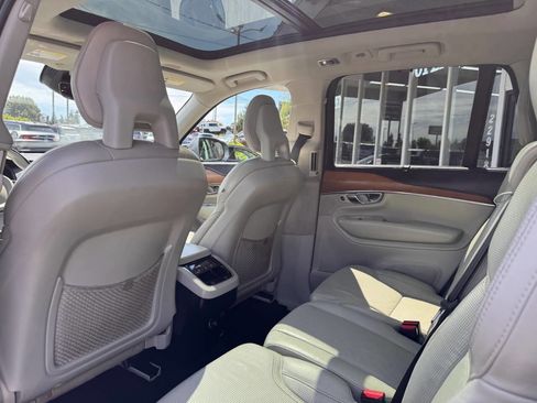Used 2016 Volvo XC90 T6 Inscription w/ Vision Package AWD/4WD image 29