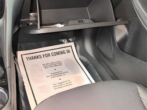 Used 2022 Buick Encore GX Select image 20