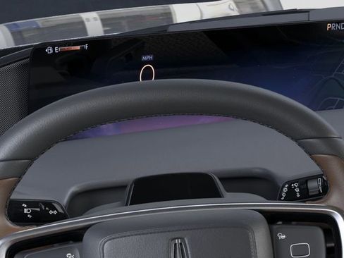 New 2026 Lincoln Navigator Reserve AWD/4WD image 13