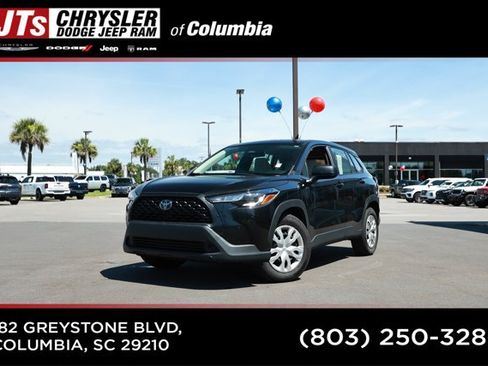 Used 2024 Toyota Corolla Cross L AWD/4WD image 1