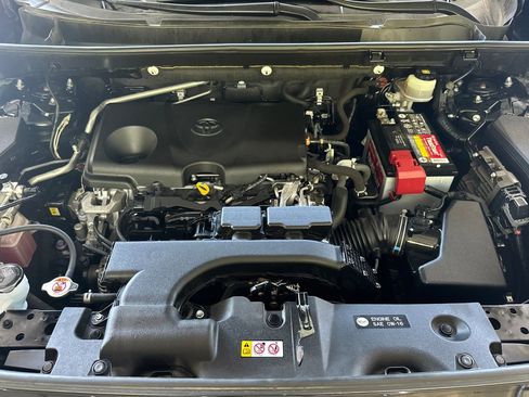 Certified 2019 Toyota RAV4 Limited w/ Advanced Technology Package AWD/4WD image 36