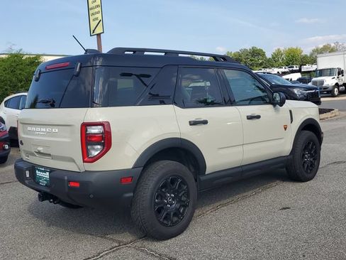 Used 2025 Ford Bronco Sport Badlands w/ Badlands Tech Package AWD/4WD image 6