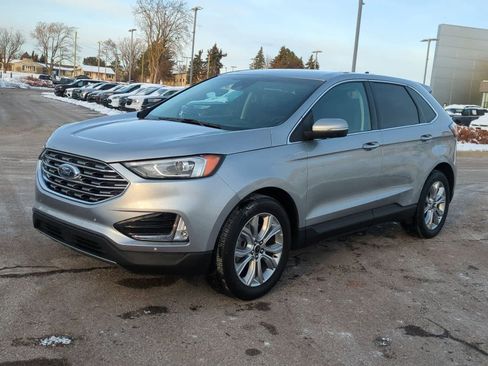 Used 2024 Ford Edge Titanium image 4