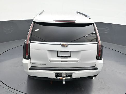 Used 2019 Cadillac Escalade ESV Premium Luxury RWD image 22