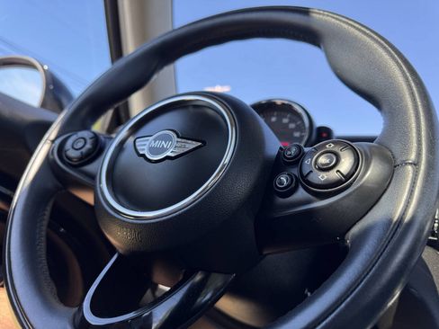 Used 2015 MINI Cooper S FWD image 11