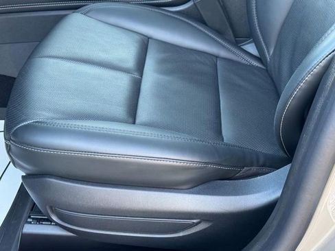 Used 2025 Lincoln Corsair Grand Touring w/ Equipment Group 301A image 27