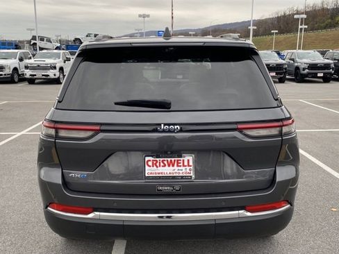 Used 2022 Jeep Grand Cherokee Limited 4xe w/ Luxury Tech Group II image 4