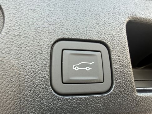 New 2026 Chevrolet Equinox RS AWD/4WD image 12