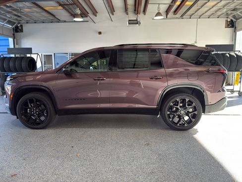 New 2026 Chevrolet Traverse RS w/ LPO, Floor Liner Package image 4