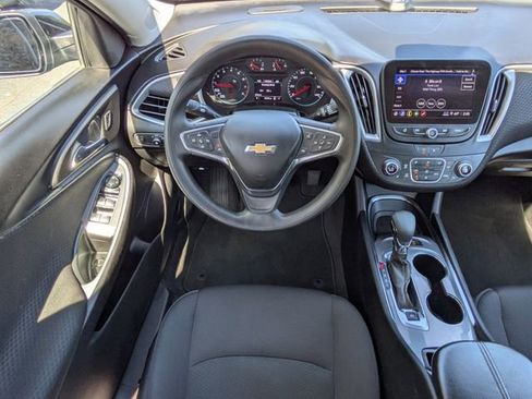 Used 2024 Chevrolet Malibu LT image 16