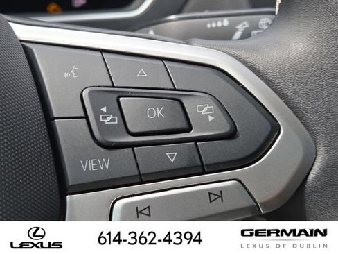 Used 2024 Volkswagen Tiguan SE AWD/4WD image 27