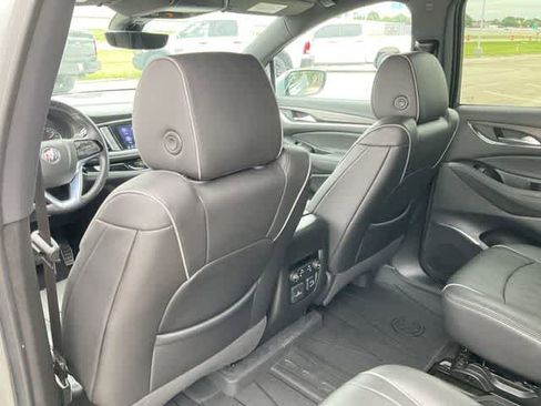 Used 2023 Buick Enclave Avenir w/ Avenir Technology Package AWD/4WD image 15