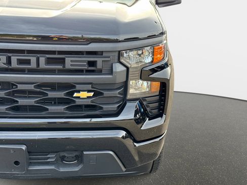 Used 2024 Chevrolet Silverado 1500 Custom image 10