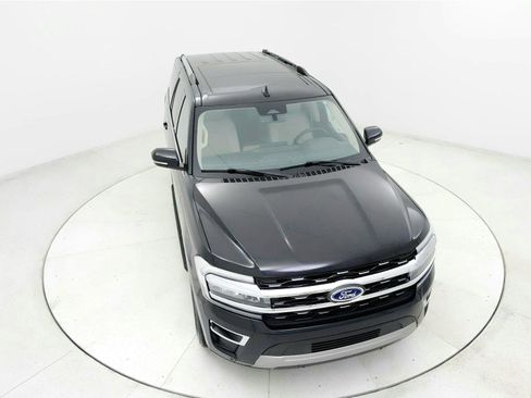 Used 2024 Ford Expedition Limited RWD image 20
