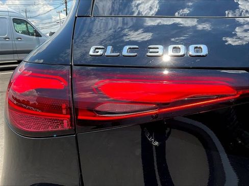 Used 2026 Mercedes-Benz GLC 300 4MATIC image 25