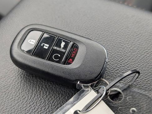 Certified 2025 Honda CR-V Sport-L image 27