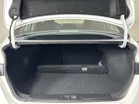 Certified 2025 Nissan Sentra SV FWD image 25