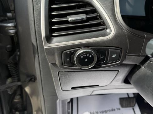 Used 2024 Ford Edge SEL image 12