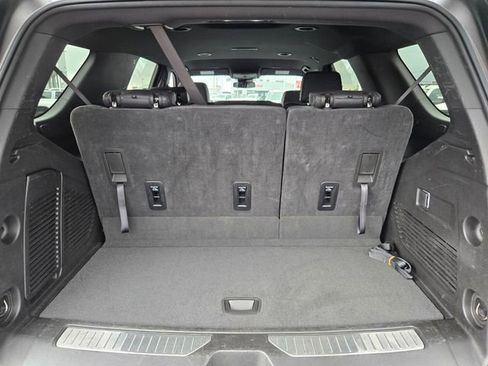 Used 2025 Chevrolet Tahoe Z71 AWD/4WD image 17