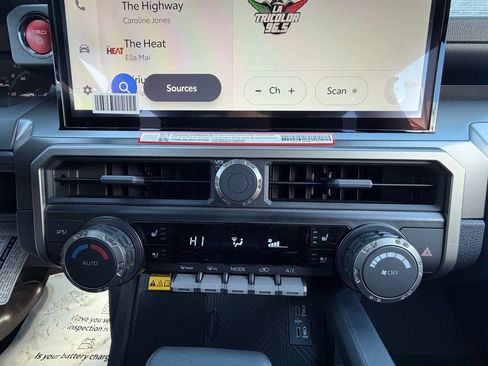 Used 2026 Toyota 4Runner TRD Off-Road Premium image 32