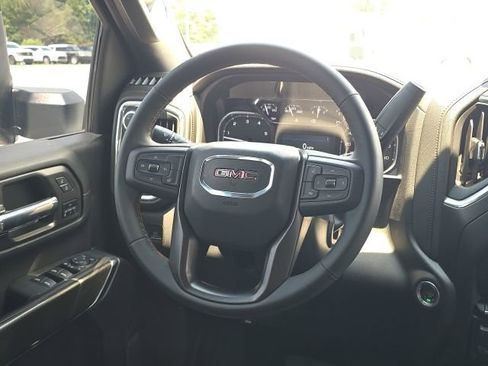 Used 2023 GMC Sierra 2500 AT4 w/ Gooseneck/5TH Wheel Package AWD/4WD image 40
