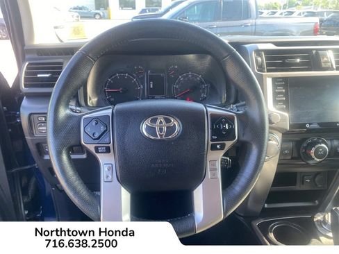 Used 2021 Toyota 4Runner SR5 Premium w/ Moonroof Package AWD/4WD image 19