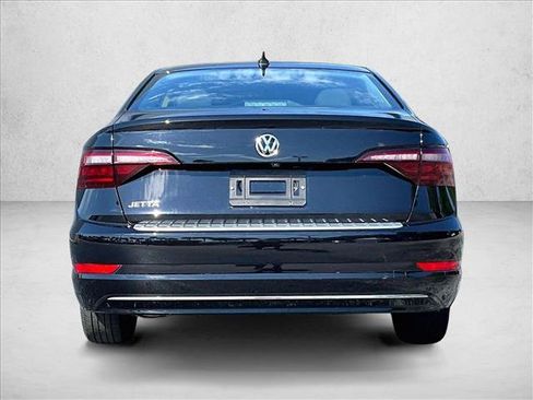 Used 2021 Volkswagen Jetta S w/ Driver Assistance Package FWD image 4