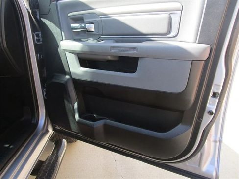 Used 2019 RAM 1500 Classic Warlock image 21