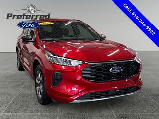 Used 2023 Ford Escape ST-Line video 1