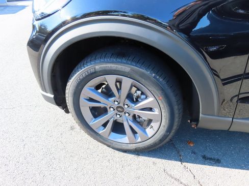 New 2026 Ford Explorer Active w/ Active Comfort Package AWD/4WD image 7