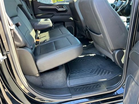 Used 2023 Chevrolet Silverado 1500 LTZ w/ LTZ Premium Package image 15