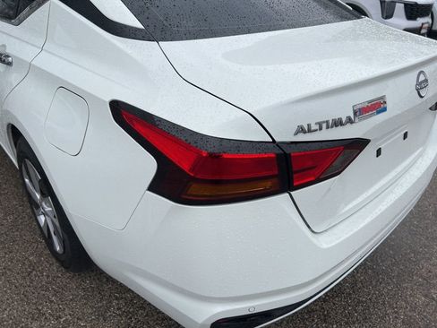Certified 2024 Nissan Altima 2.5 S FWD image 30