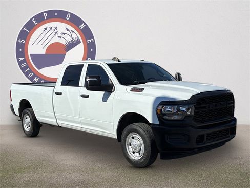Used 2023 RAM 2500 Tradesman image 2