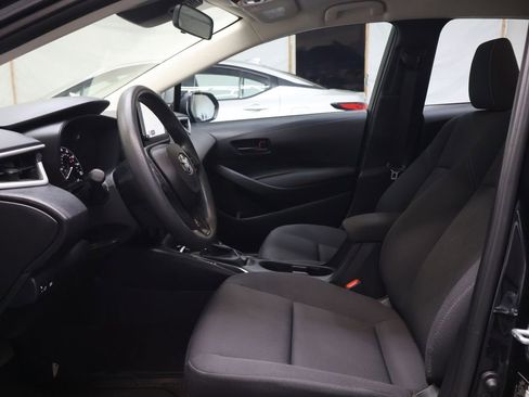 Used 2024 Toyota Corolla LE FWD image 17