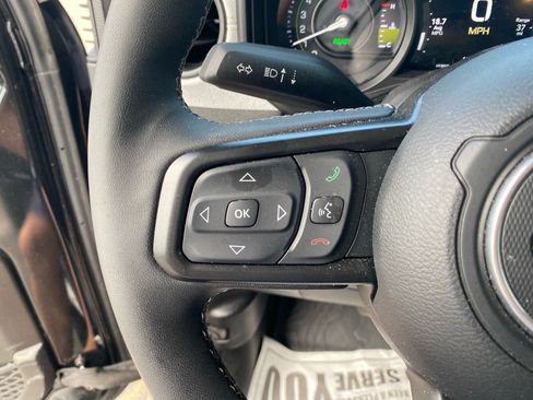 Used 2025 Jeep Wrangler Unlimited Sport S 4xe AWD/4WD image 18