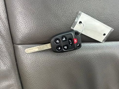 Used 2012 Honda Odyssey Touring image 30