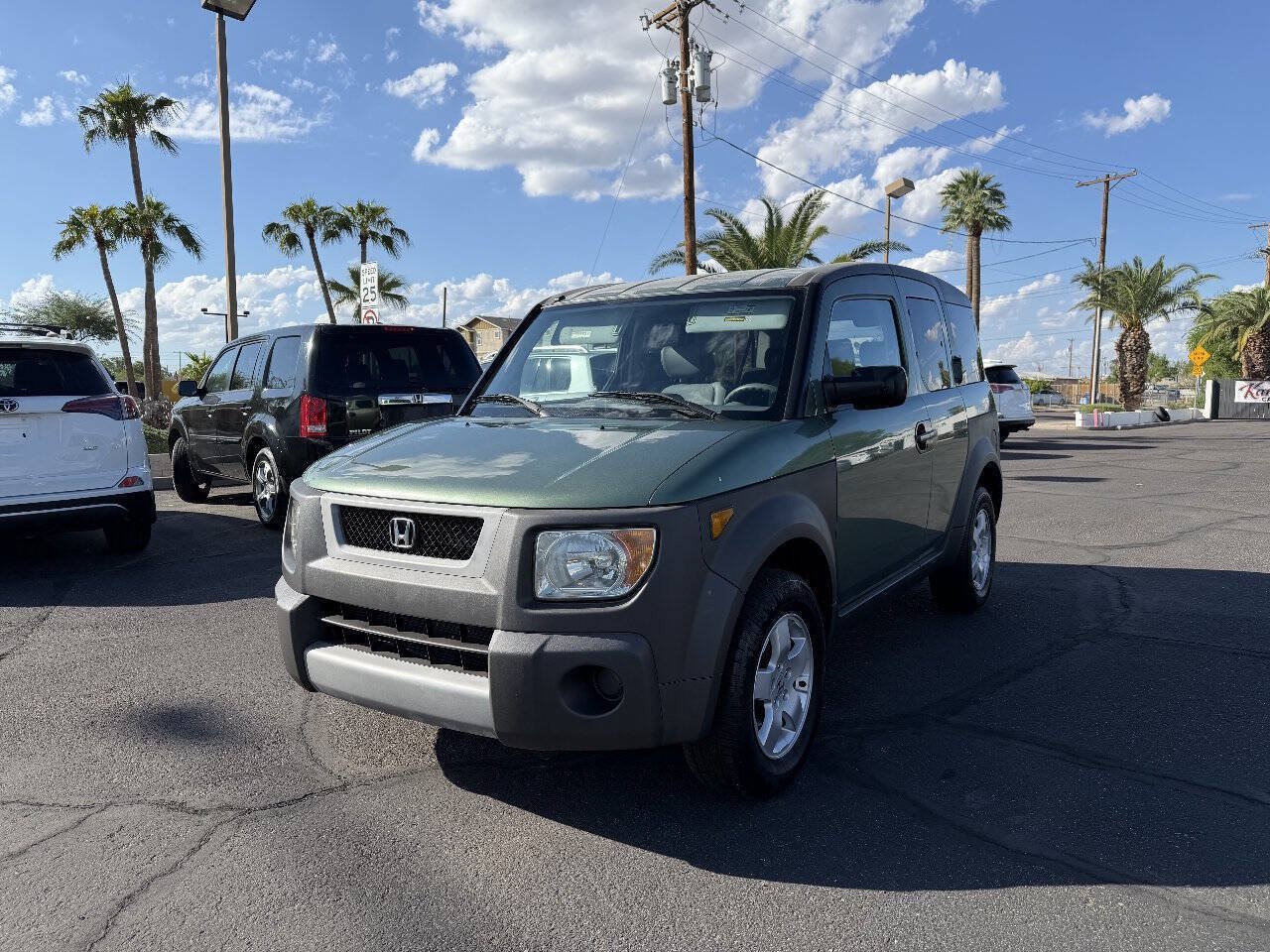Used 2004 Honda Element EX image 2